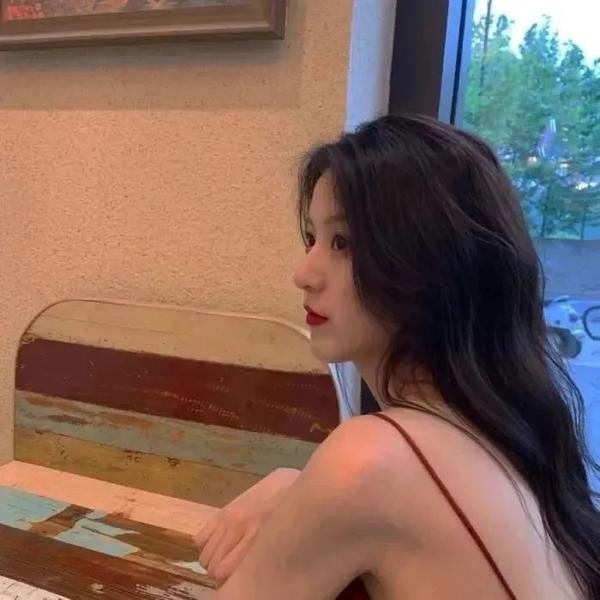 宝岛妖后